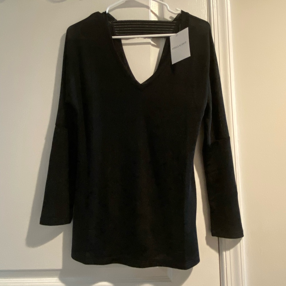 BNWT Stella & Dot Black Top